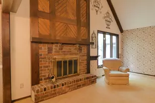 2044 Ann Ln, Green Bay, WI 54304 - Photo 23