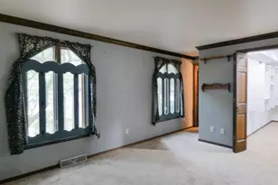 2044 Ann Ln, Green Bay, WI 54304 - Photo 39