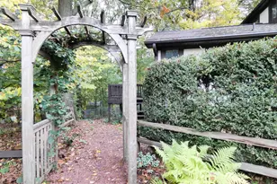 2044 Ann Ln, Green Bay, WI 54304 - Photo 21