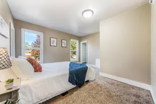 1514 Elmwood Ave, Oshkosh, WI 54901 - Photo 19