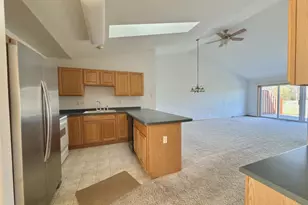 586 N Wisconsin St, Berlin, WI 54923 - Photo 7