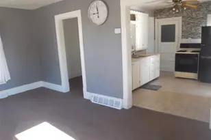 236 W Main St, Coleman, WI 54112 - Photo 3