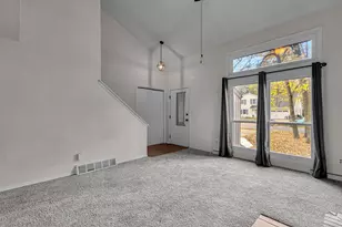 1718 Acorn Ct, Menasha, WI 54952 - Photo 7