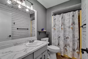 1718 Acorn Ct, Menasha, WI 54952 - Photo 23