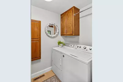 2615 N Millbrook Road, Appleton, WI 54914 - Photo 17