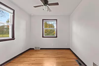 332 E St Joseph Street, Green Bay, WI 54301 - Photo 13