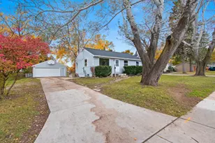 332 E St Joseph St, Green Bay, WI 54301 - Photo 21