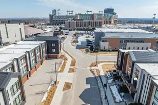 1077 Brookwood Dr, Green Bay, WI 54304 - Photo 77