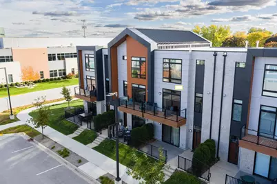 1077 Brookwood Drive, Green Bay, WI 54304 - Photo 71