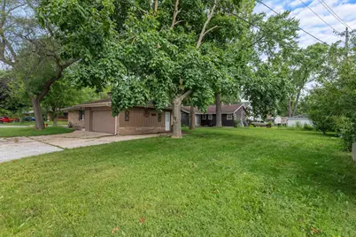 5404 N Bethmaur Lane, Milwaukee, WI 53209 - Photo 25