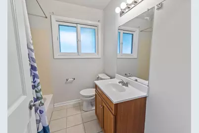 5404 N Bethmaur Lane, Milwaukee, WI 53209 - Photo 21