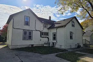 520 W Commercial St, Appleton, WI 54911 - Photo 3