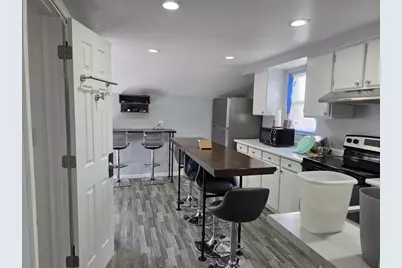 520 W Commercial Street, Appleton, WI 54911 - Photo 17