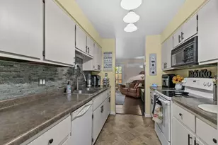 1809 Alcan Dr, Menasha, WI 54952 - Photo 7