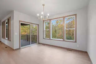 3275 Evening Star Dr, Green Bay, WI 54311 - Photo 11