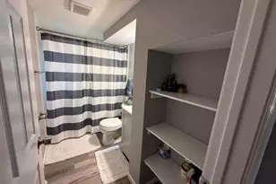 1620 E Randall Ave, Appleton, WI 54911 - Photo 9