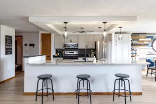 427 Captains Ct, Winneconne, WI 54986 - Photo 7