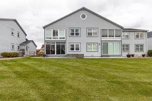 427 Captains Ct, Winneconne, WI 54986 - Photo 3