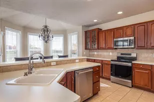 2341 Shore Preserve Dr, Oshkosh, WI 54904 - Photo 9