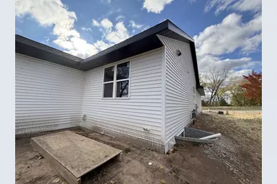 1020 Pinecrest Road, Green Bay, WI 54313 - Photo 43