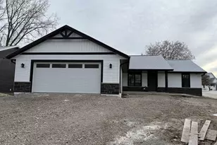 1020 Pinecrest Rd, Green Bay, WI 54313 - Photo 1
