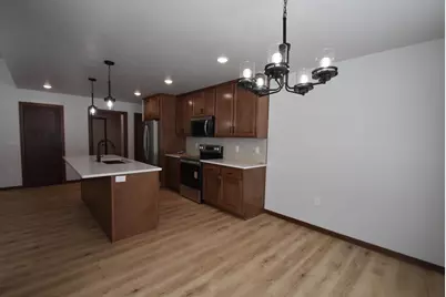 1020 Pinecrest Road, Green Bay, WI 54313 - Photo 5