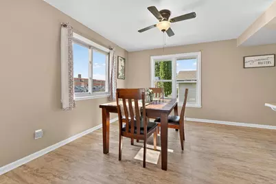 2201 N Elinor Street, Appleton, WI 54914 - Photo 9