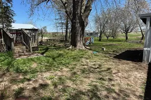 1073 Phillips Rd, Green Bay, WI 54311 - Photo 9