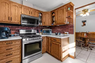 418 Stevens Court, Oshkosh, WI 54901 - Photo 11