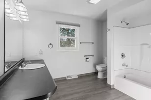 701 E Longview Dr, Appleton, WI 54911 - Photo 21