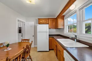 1128 Marquette Ave, Green Bay, WI 54304 - Photo 11