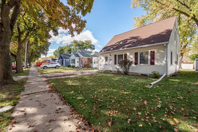 1128 Marquette Avenue, Green Bay, WI 54304 - Photo 5