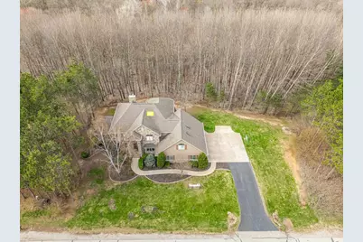 3062 Hawk Ridge Trail, Suamico, WI 54313 - Photo 3