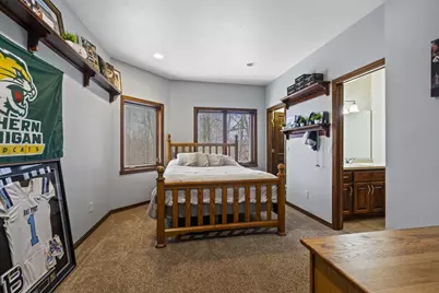 3062 Hawk Ridge Trail, Suamico, WI 54313 - Photo 41