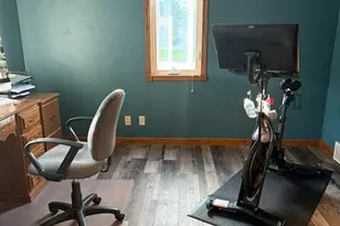 702 Carol Ln, Pulaski, WI 54162 - Photo 15