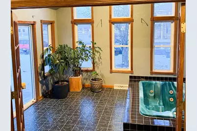 702 Carol Lane, Pulaski, WI 54162 - Photo 7