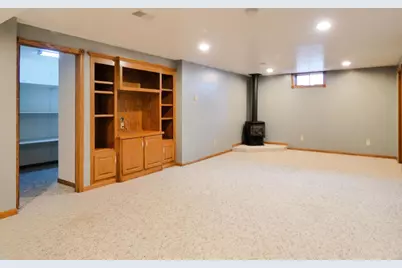 702 Carol Lane, Pulaski, WI 54162 - Photo 29