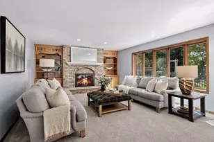 1000 Rolling Green Dr, Green Bay, WI 54313 - Photo 5