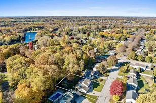 1000 Rolling Green Dr, Green Bay, WI 54313 - Photo 3