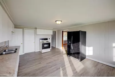 609 W 4th Avenue, Oshkosh, WI 54902 - Photo 11