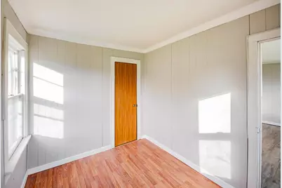 609 W 4th Avenue, Oshkosh, WI 54902 - Photo 17