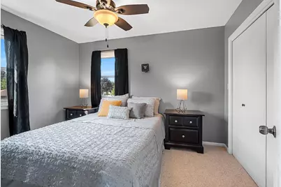 876 W 19th Avenue, Oshkosh, WI 54902 - Photo 35