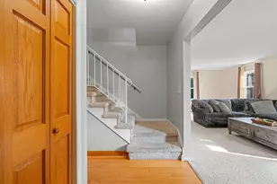 876 W 19th Ave, Oshkosh, WI 54902 - Photo 7