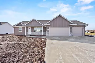 3019 Woodward Way, De Pere, WI 54115 - Photo 3