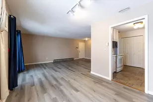 2376 Wisconsin St, Oshkosh, WI 54901 - Photo 5