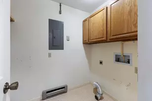 2376 Wisconsin St, Oshkosh, WI 54901 - Photo 17