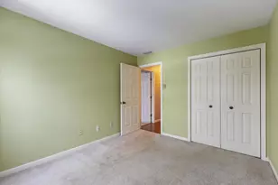 2376 Wisconsin St, Oshkosh, WI 54901 - Photo 13