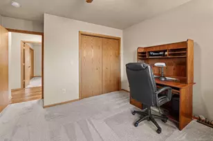 1390 Willow Bend Ln, Oshkosh, WI 54904 - Photo 17