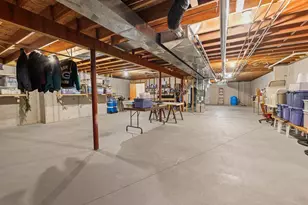 1390 Willow Bend Ln, Oshkosh, WI 54904 - Photo 19