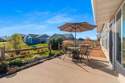 3341 Mockingbird Way, Oshkosh, WI 54904 - Photo 43